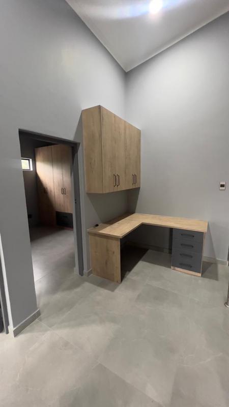 3 Bedroom Property for Sale in Rustenburg Central North West